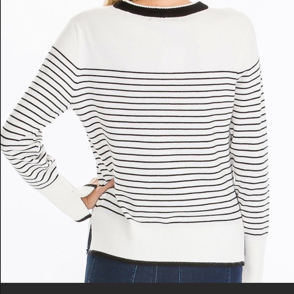 Strype In White & Black ☁️ - Picture 7 of 8